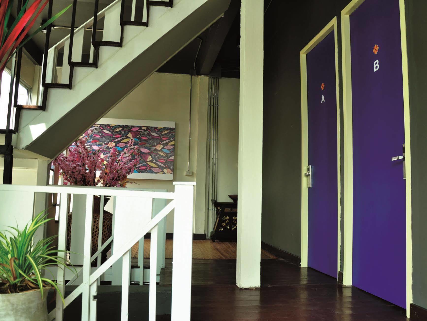 Sabye Club Hostel Bangkok Eksteriør bilde